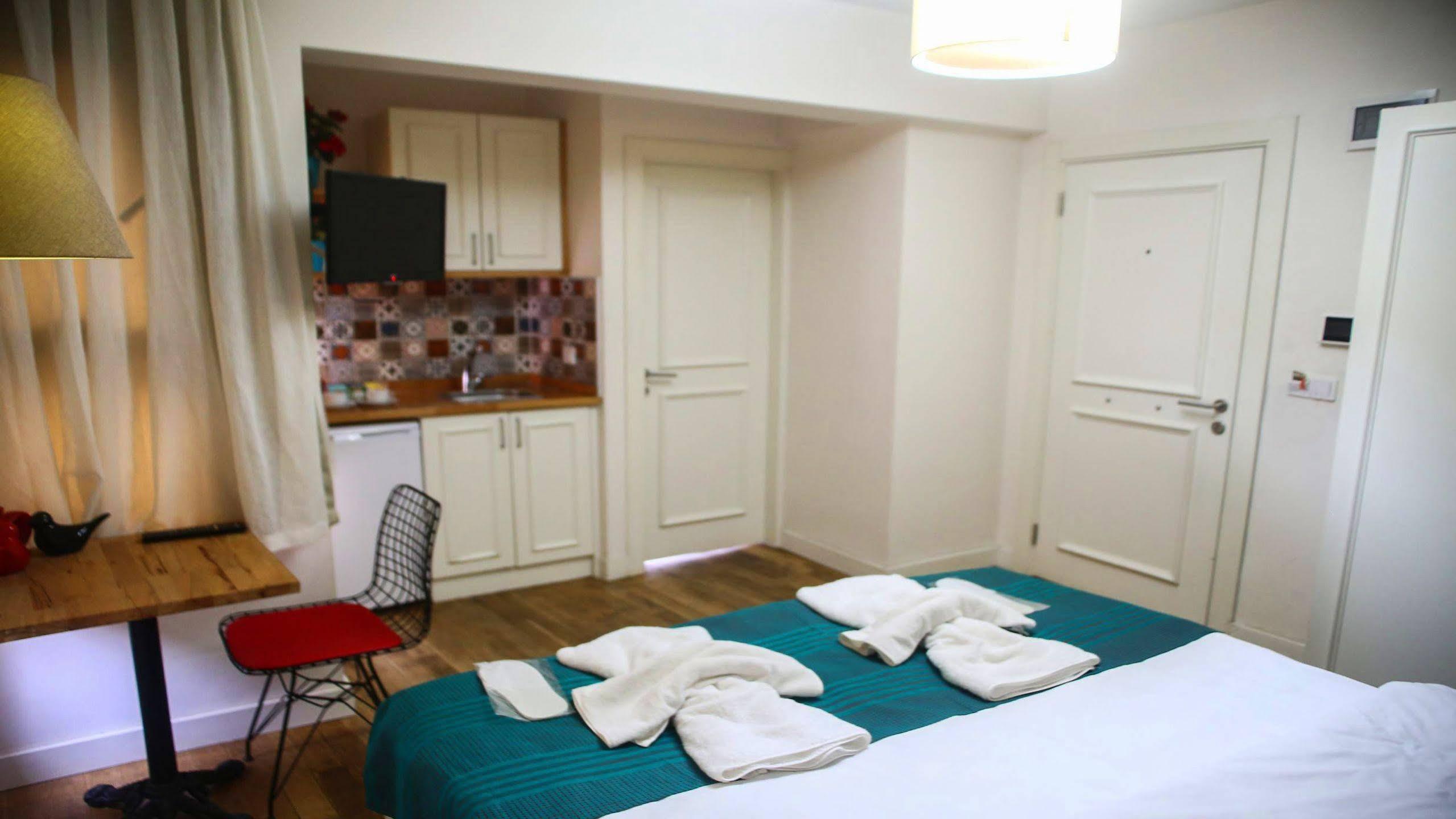 Hotel Neva Flats Taksim Istanbul Exterior foto